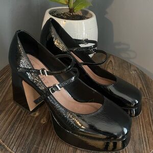 Mary Jane Style Vicenza Black Double Strap Platform Shoes